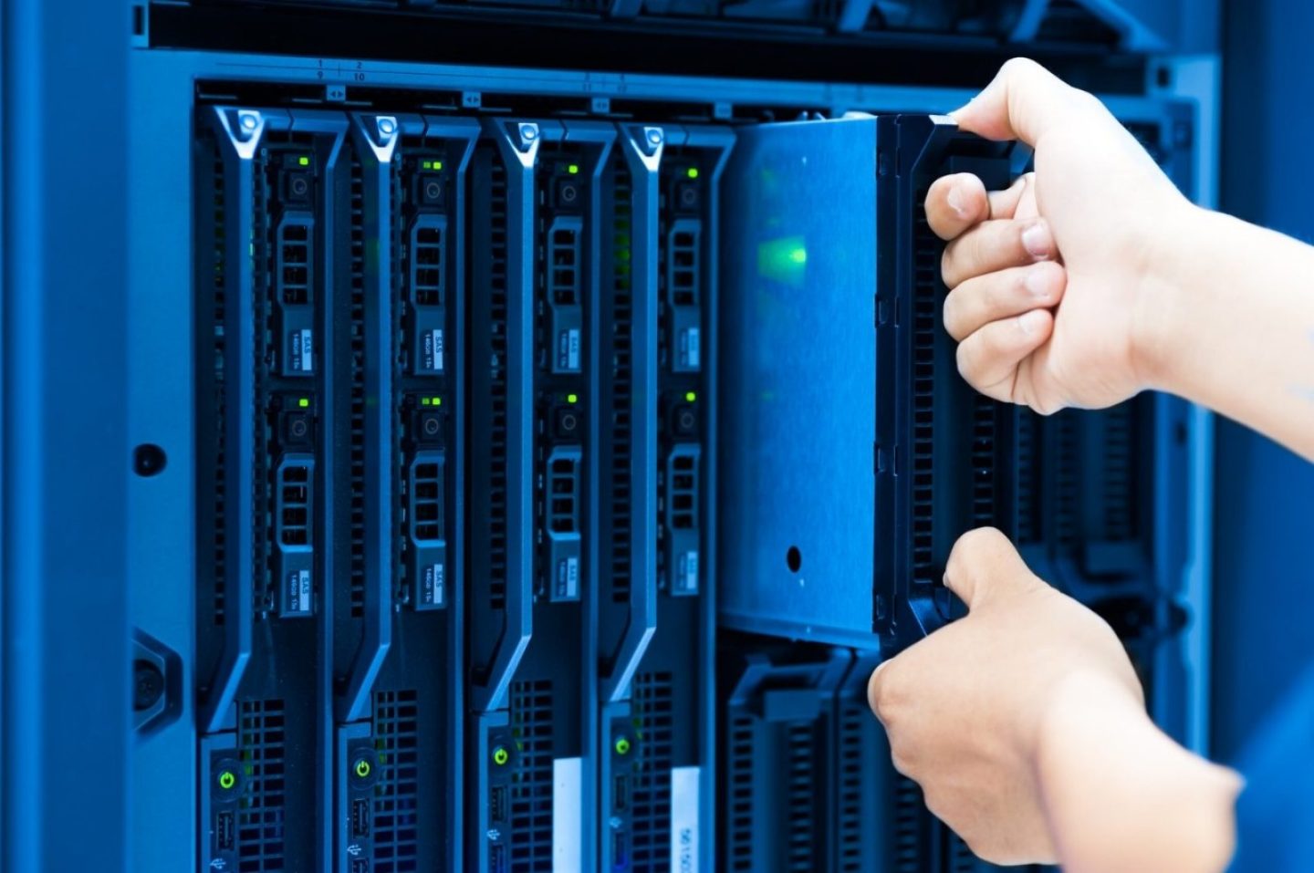 Data Server & Storage